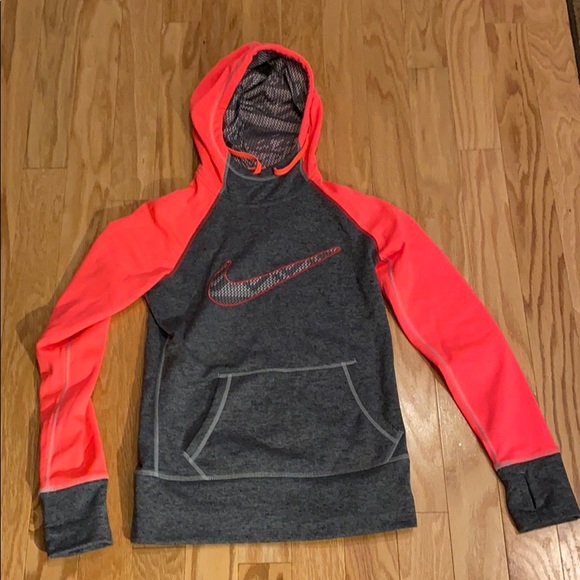 Nike Therma-Fit hoodie in pink and black NWOT - Picture 6 of 9